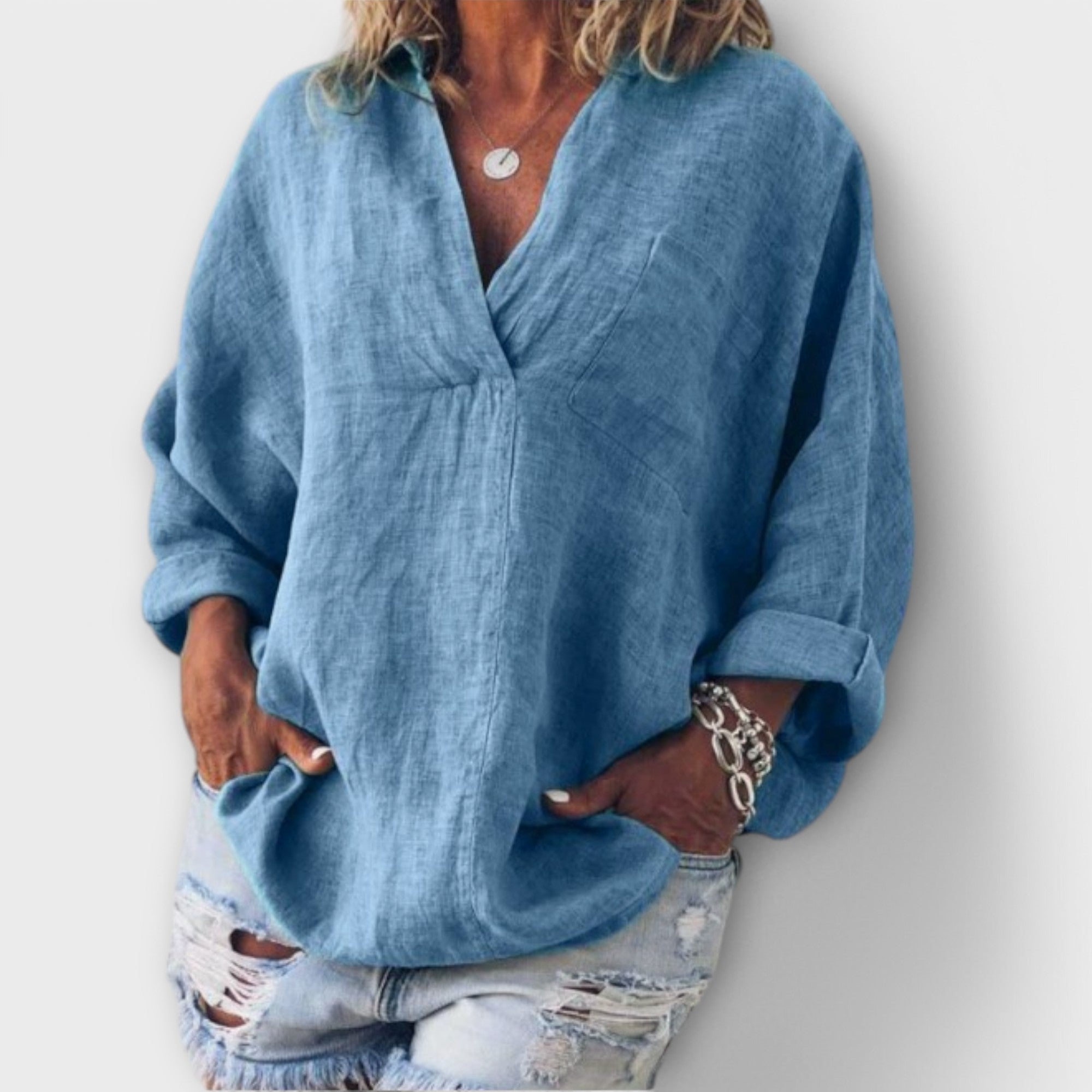 Rikarda | Elegancka bluzka damska z dekoltem w szpic